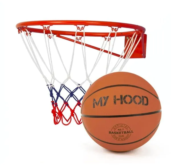 My Hood -koripallokori pallolla